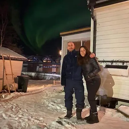 Joey's Homestay Skjervoy